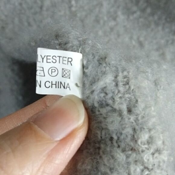 Gray wrap fringe soft‎ 20x72 - Picture 5 of 6